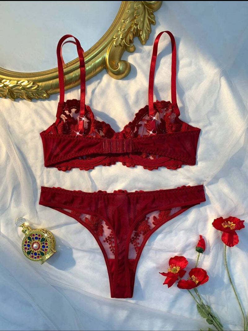 Carmine 2pc Set